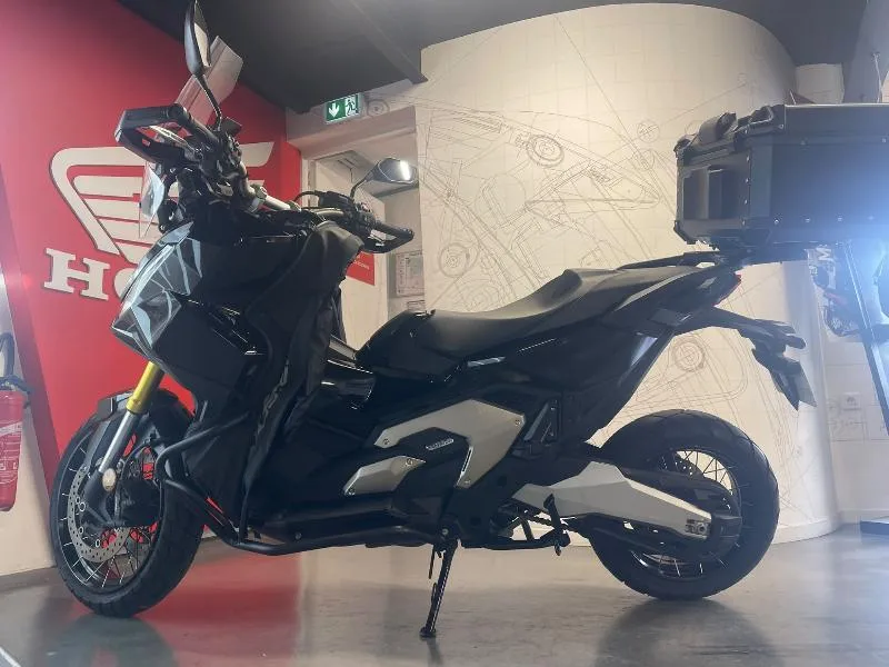 XADV 750