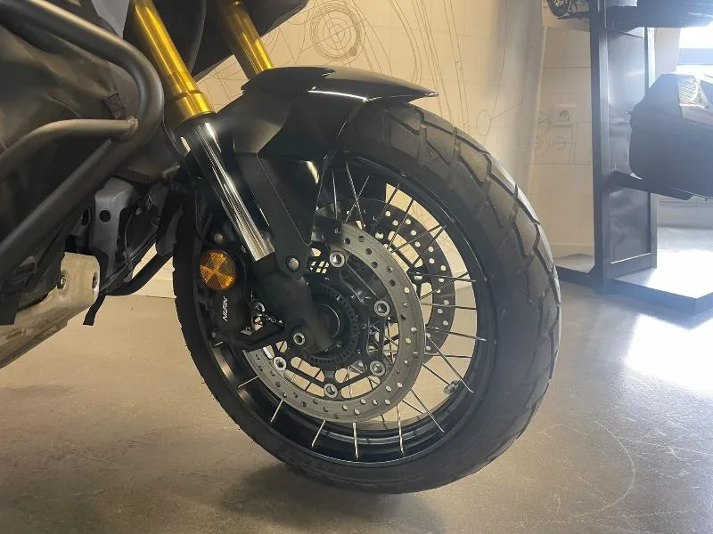 XADV 750