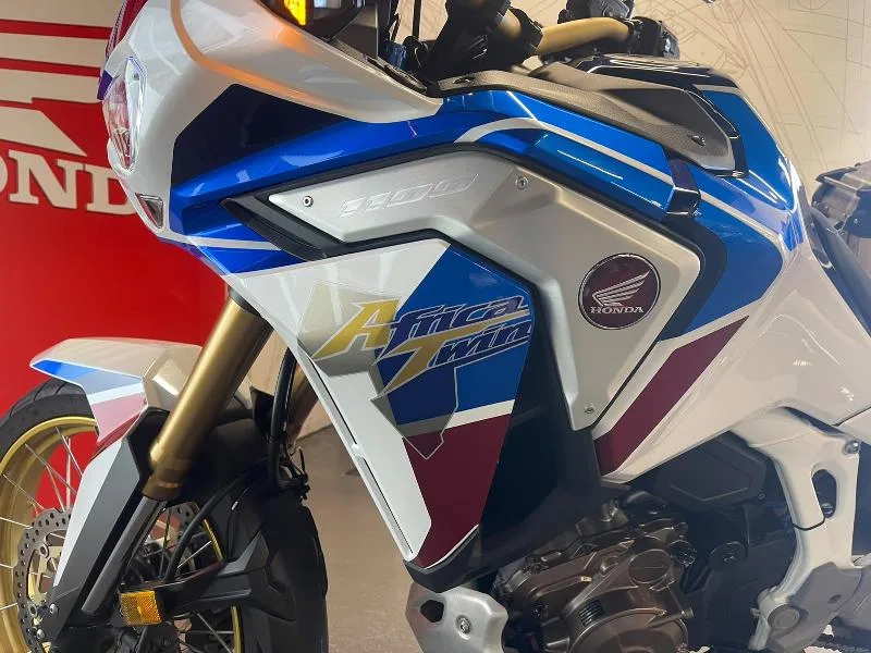 CRF 1100 L AFRICA TWIN  ADVENTURE SPORTS DCT