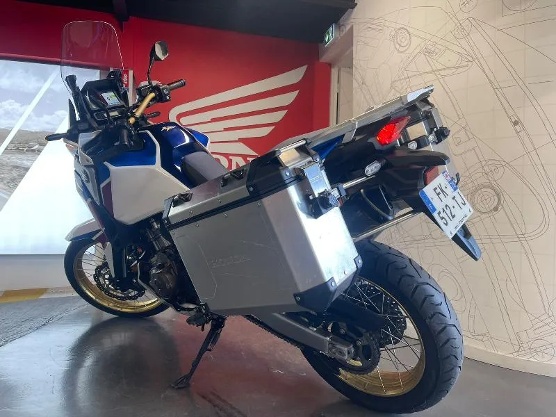 CRF 1100 L AFRICA TWIN  ADVENTURE SPORTS DCT