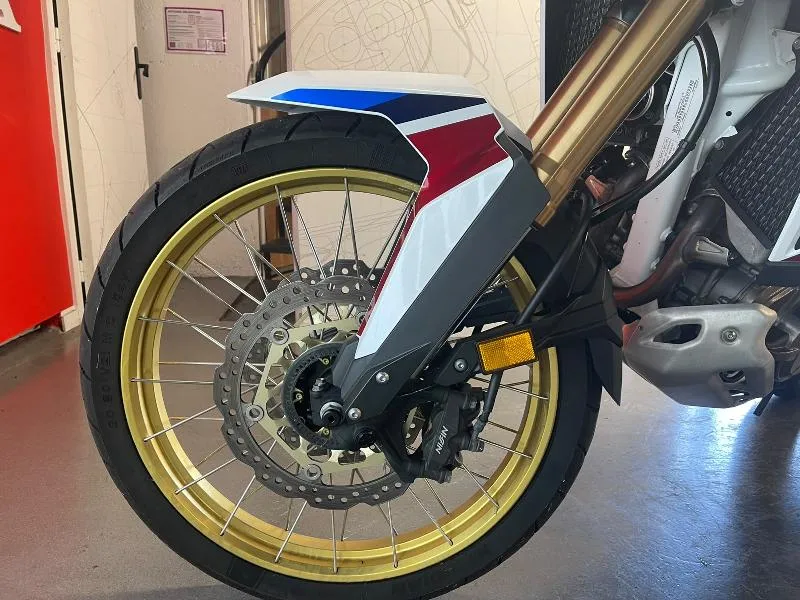 CRF 1100 L AFRICA TWIN  ADVENTURE SPORTS DCT