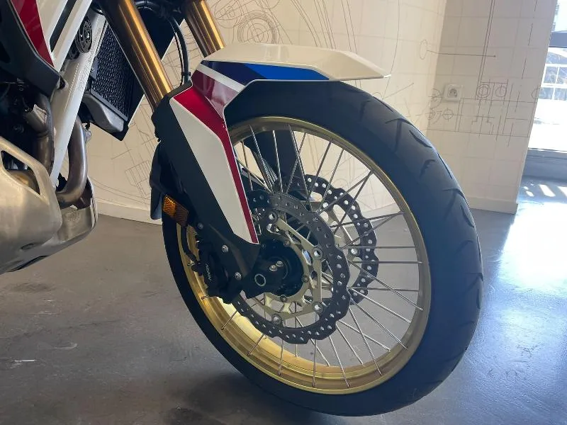 CRF 1100 L AFRICA TWIN  ADVENTURE SPORTS DCT