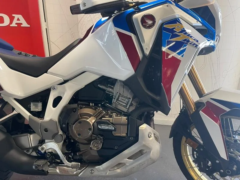 CRF 1100 L AFRICA TWIN  ADVENTURE SPORTS DCT