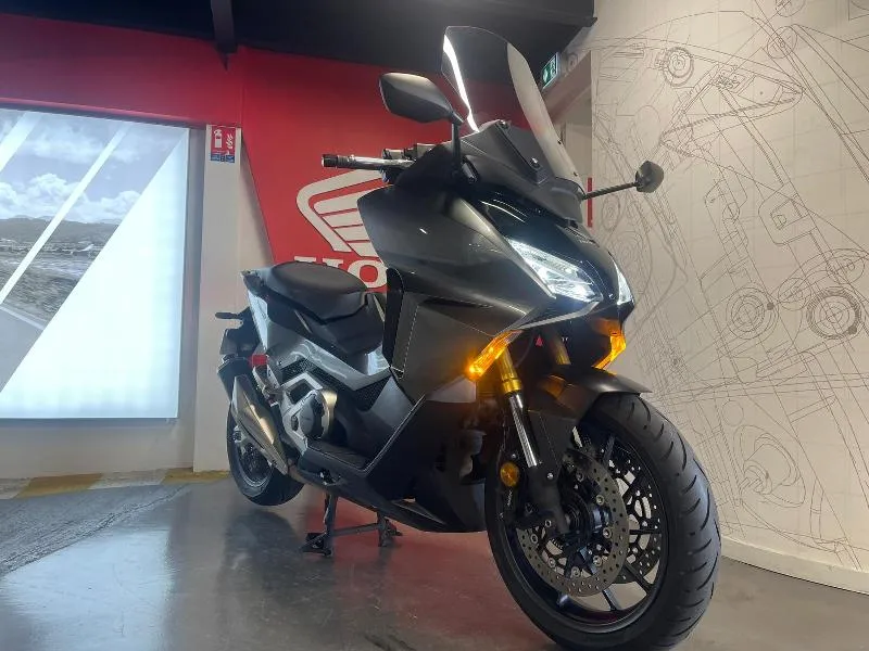 NSS FORZA 750
