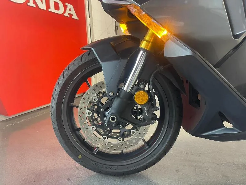 NSS FORZA 750