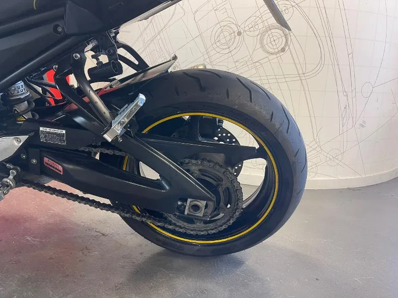 FZ8