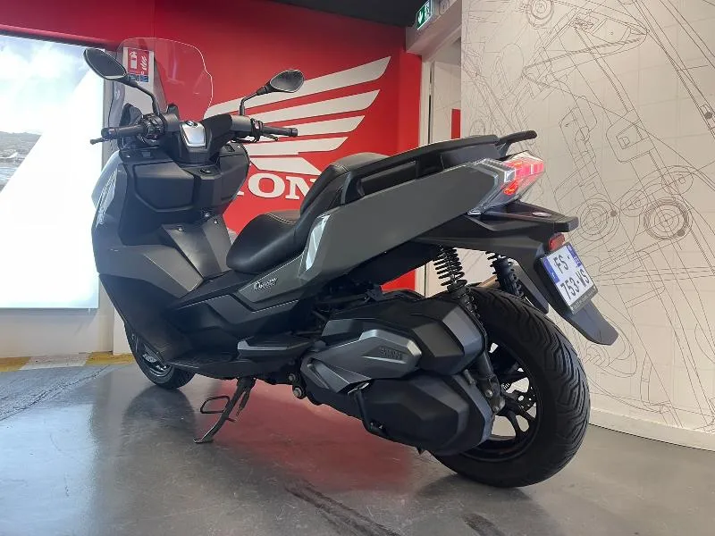 C 400 GT