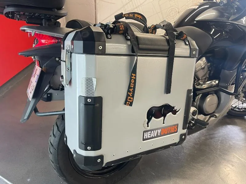 XL 700