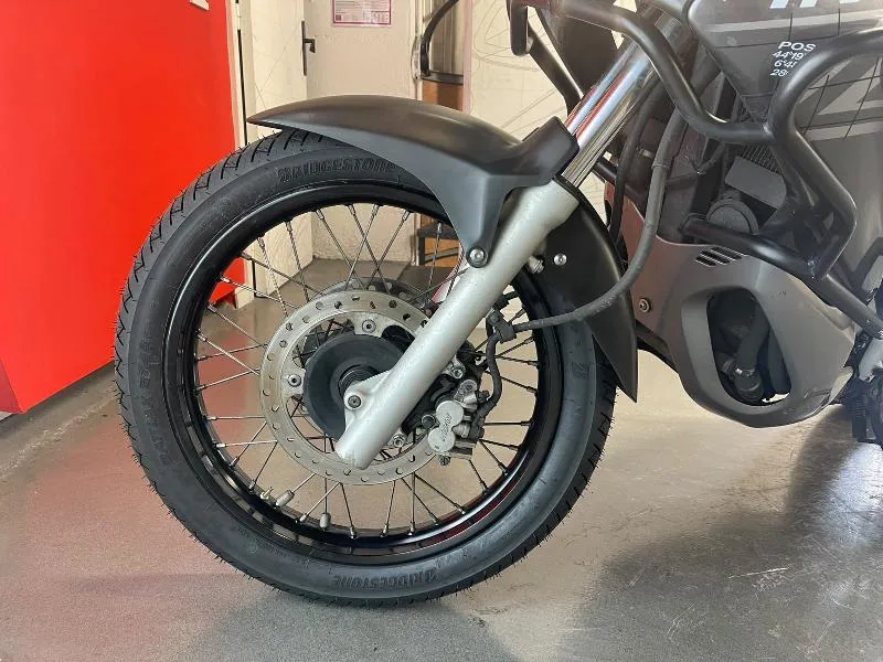 XL 700