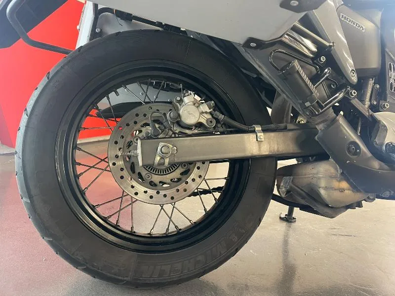 XL 700