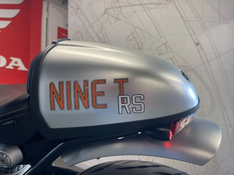 R NineT PURE