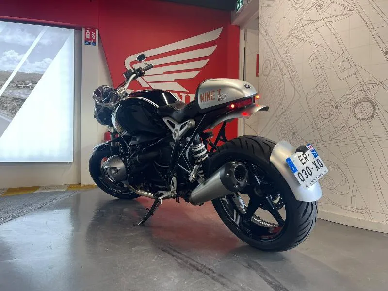 R NineT PURE