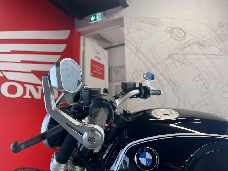 R NineT PURE