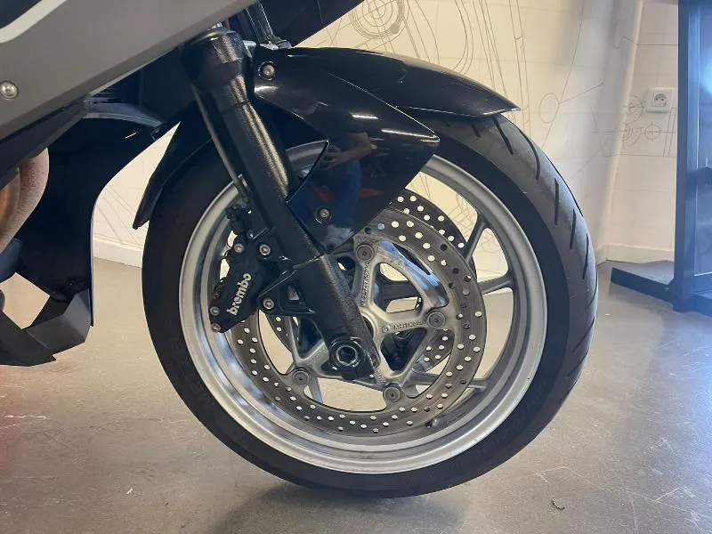 F 800 GT