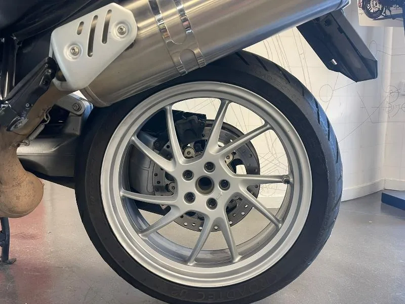 F 800 GT
