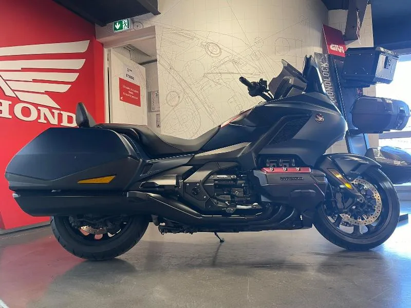 GL 1800 GOLDWING DCT