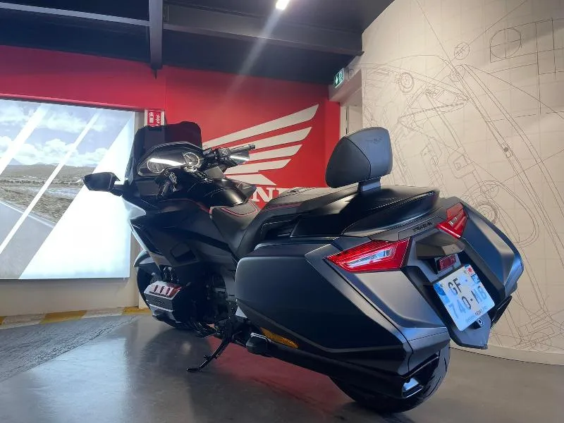 GL 1800 GOLDWING DCT