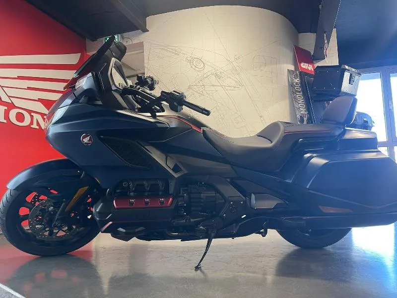 GL 1800 GOLDWING DCT
