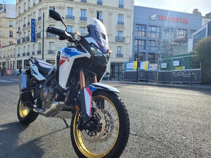CRF 1100  L AFRICA TWIN