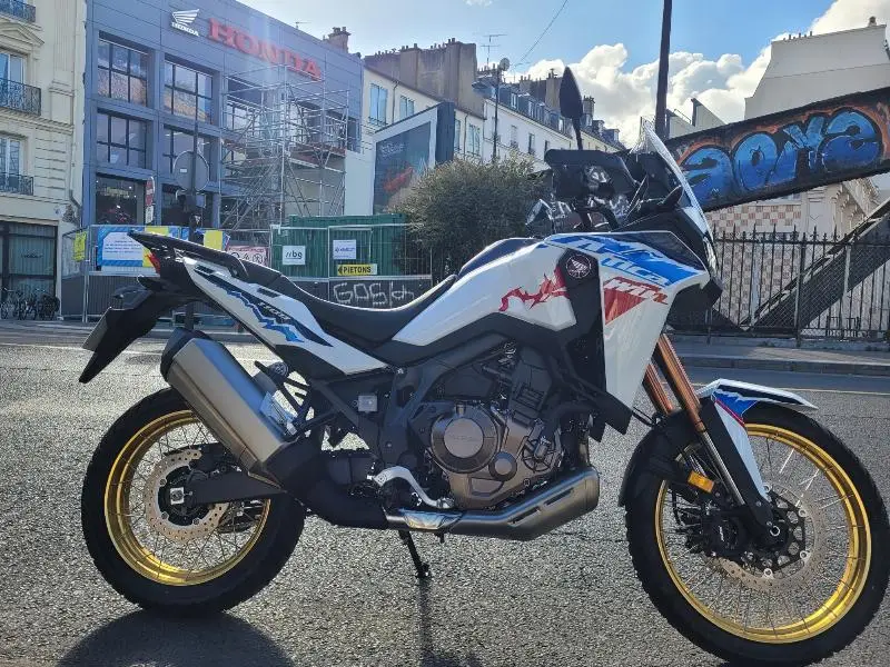 CRF 1100  L AFRICA TWIN