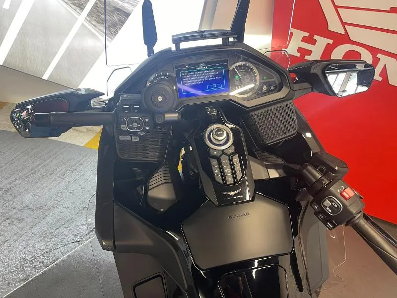 GL 1800 GOLDWING TOURING DCT