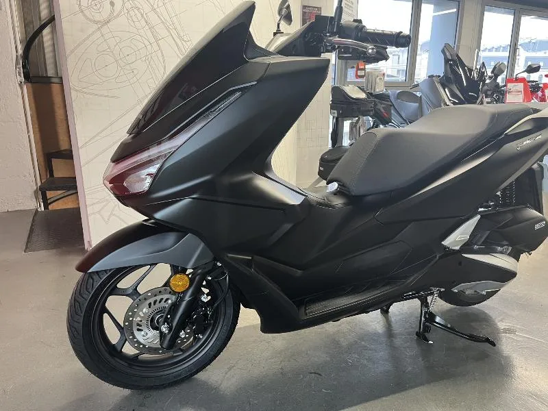 PCX 125