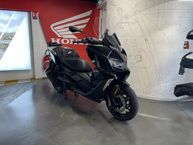 C 400 GT