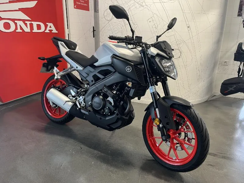 MT125 ABS