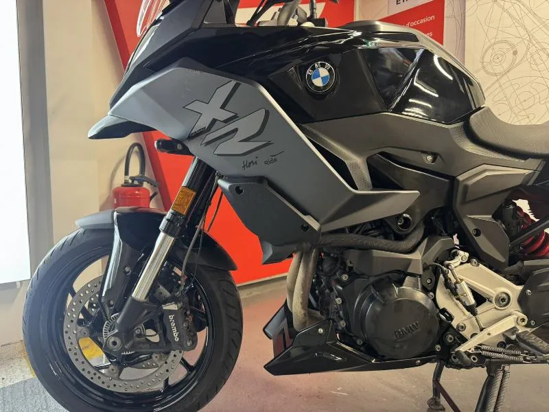 F 900 XR