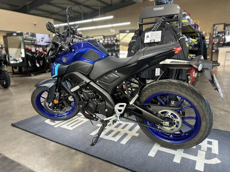 MT125 ABS