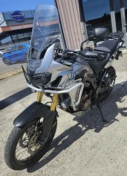 AFRICA TWIN CRF1000D DCT
