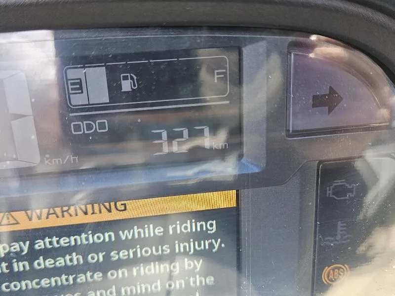 NMAX 125 TECH MAX
