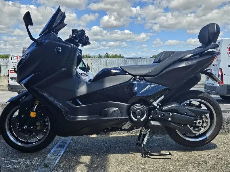 XP TMAX 560 TECH MAX