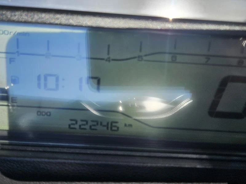 TRICITY 300
