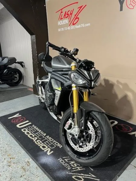 SPEED TRIPLE 1200 RS
