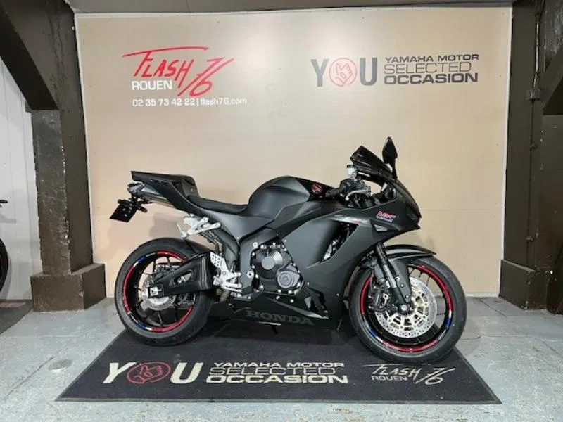 CBR 600 R