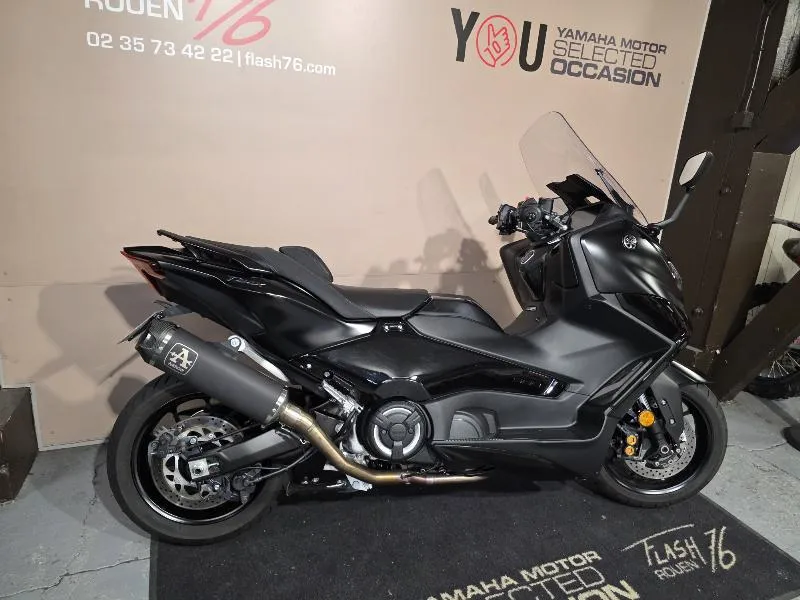 XP TMAX 560 TECH MAX