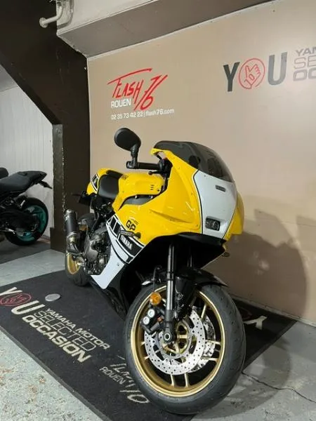 XSR 900 GP