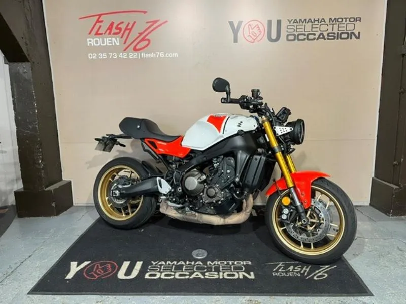 XSR 900