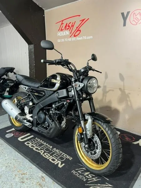 XSR 125 Legacy