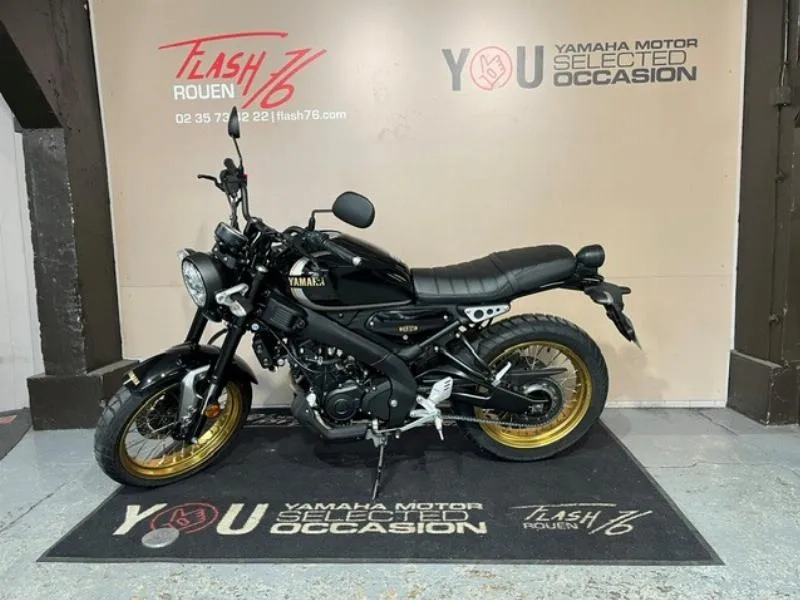XSR 125 Legacy