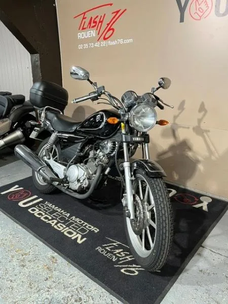 YBR 125 CUSTOM
