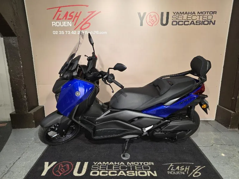 XMAX 125