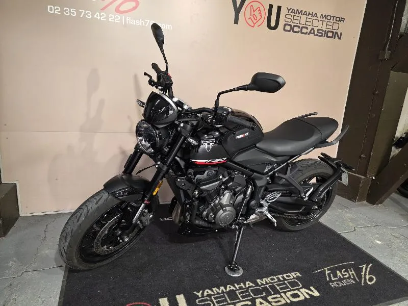 TRIDENT 660