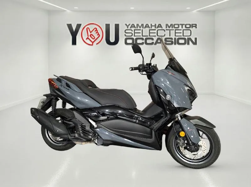 XMAX 125 TECH MAX