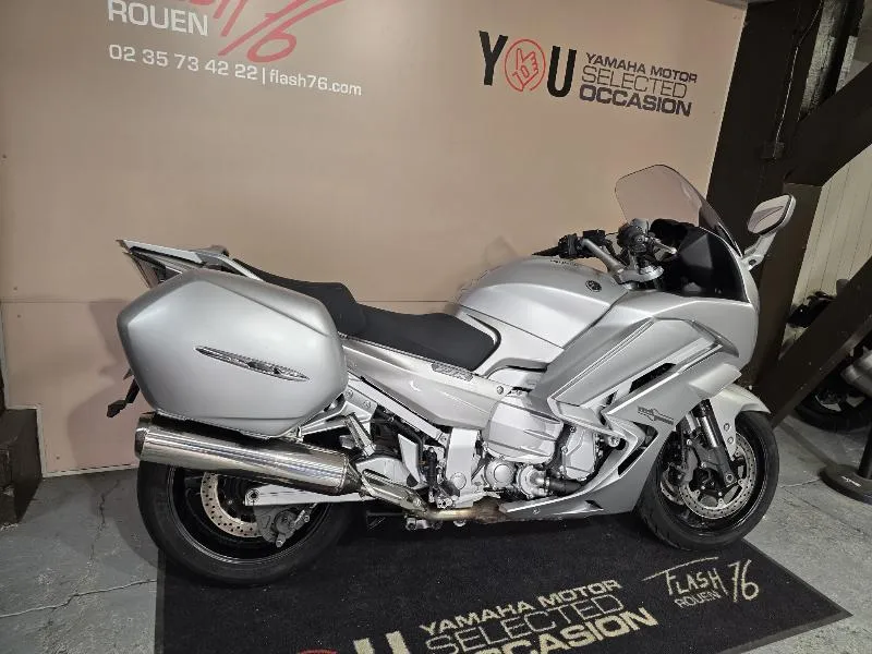 FJR 1300 AE