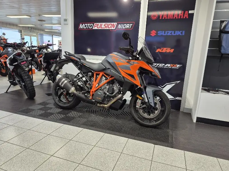 1290 SUPER DUKE GT