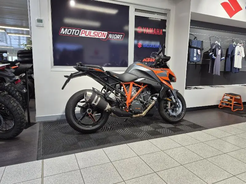 1290 SUPER DUKE GT