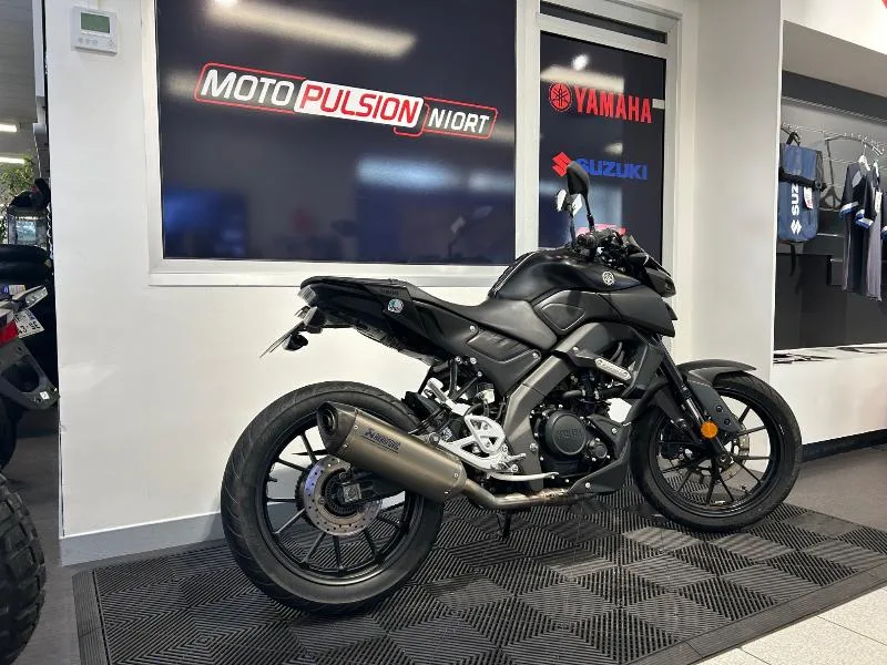 MT125 ABS
