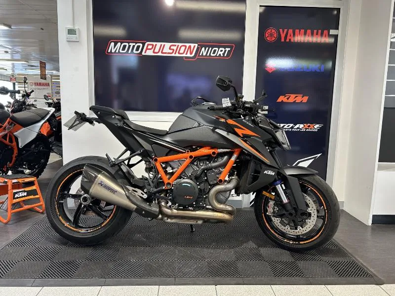 1390 SUPER DUKE R EVO
